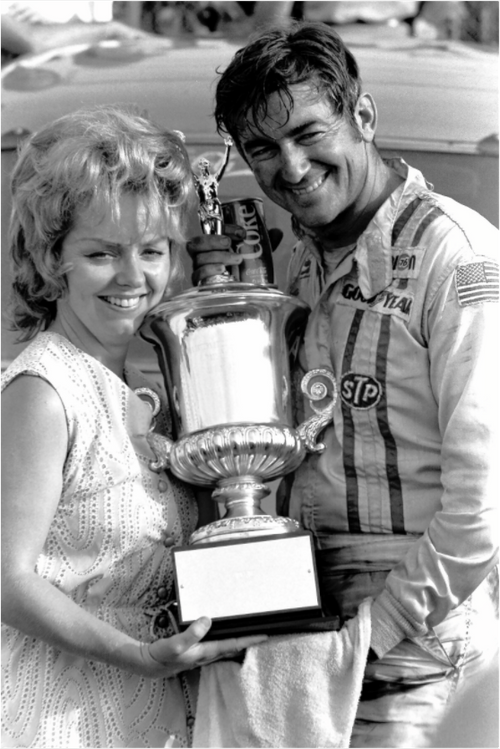 Main image Bobby Allison wins Talladega Aug 1971 - Photo under acrylic glass or framed