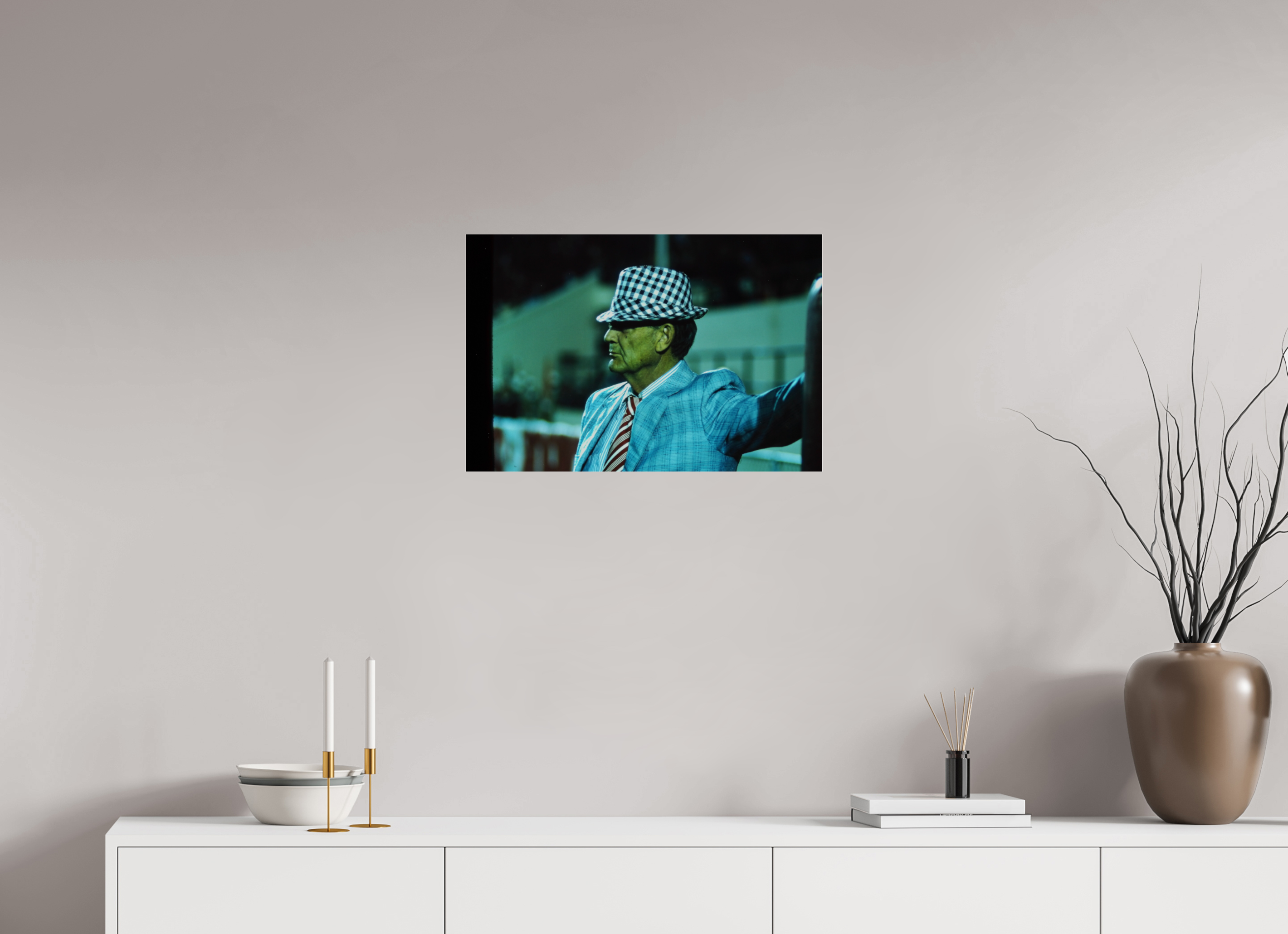 24 x 16″, Photo Print Under Acrylic Glass Coach Paul Bear Bryant Leaning Against the Goal Post - Photo under Acrylic Glass